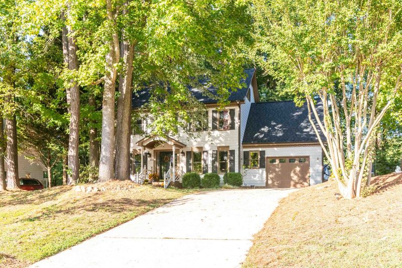 144 W Holding Ave, Wake Forest, NC 27587