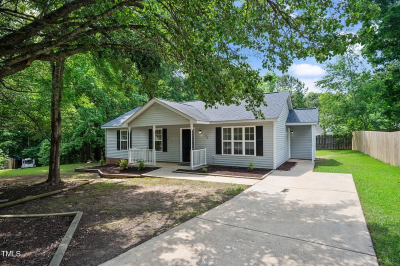 144 Holly Mountain Rd, Holly Springs, NC 27540