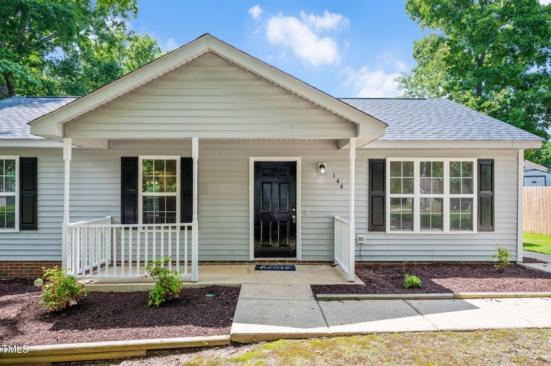 144 Holly Mountain Rd, Holly Springs, NC 27540