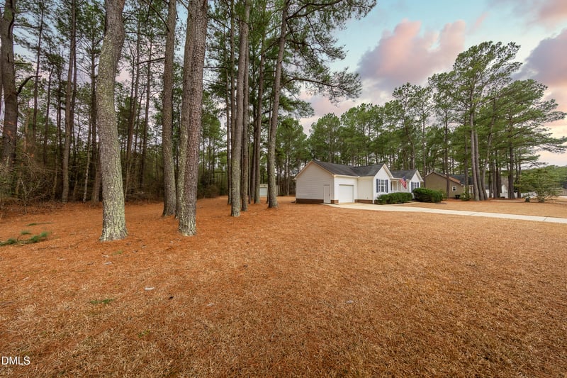 144 Jason Dr, Four Oaks, NC 27524