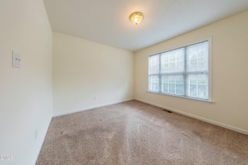 144 Jason Dr, Four Oaks, NC 27524