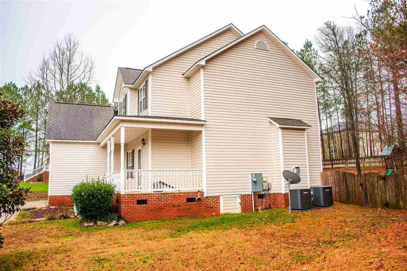 144 Meadow Loop Dr, Clayton, NC 27527