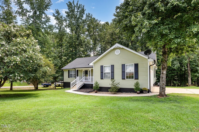 144 Ottawa Dr, Louisburg, NC 27549
