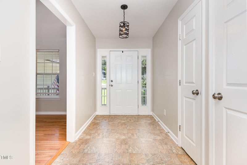 144 Ottawa Dr, Louisburg, NC 27549