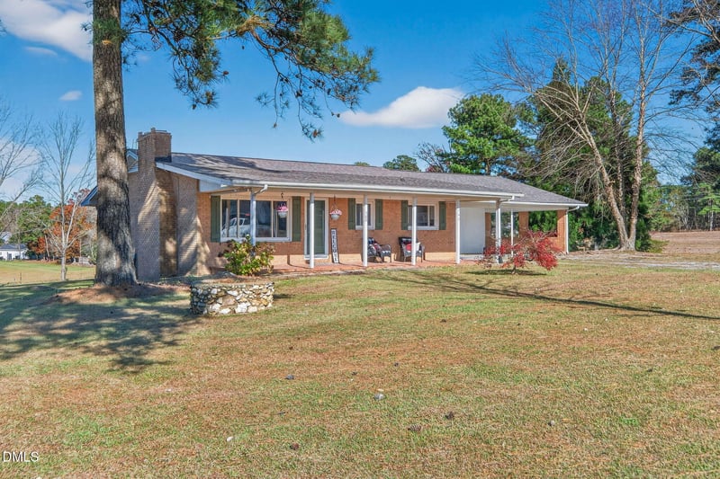 144 Pearidge Rd, Willow Springs, NC 27592