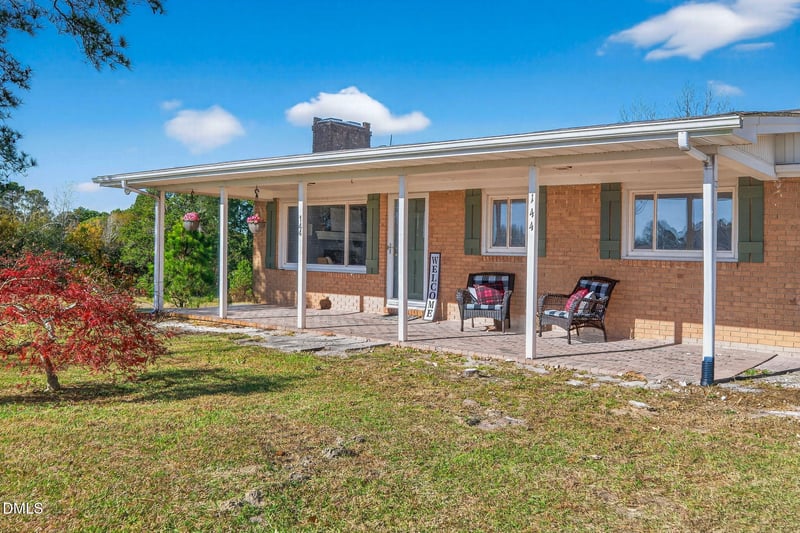 144 Pearidge Rd, Willow Springs, NC 27592