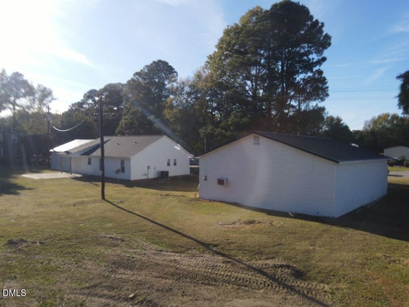 144 Red Hill Church Rd, Dunn, NC 28334