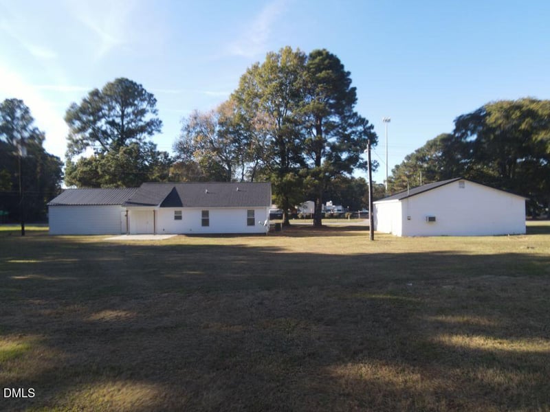 144 Red Hill Church Rd, Dunn, NC 28334