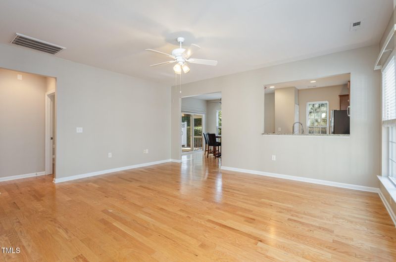 144 Sabiston Ct, Cary, NC 27519