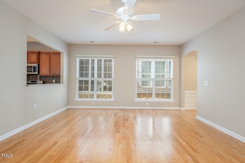144 Sabiston Ct, Cary, NC 27519