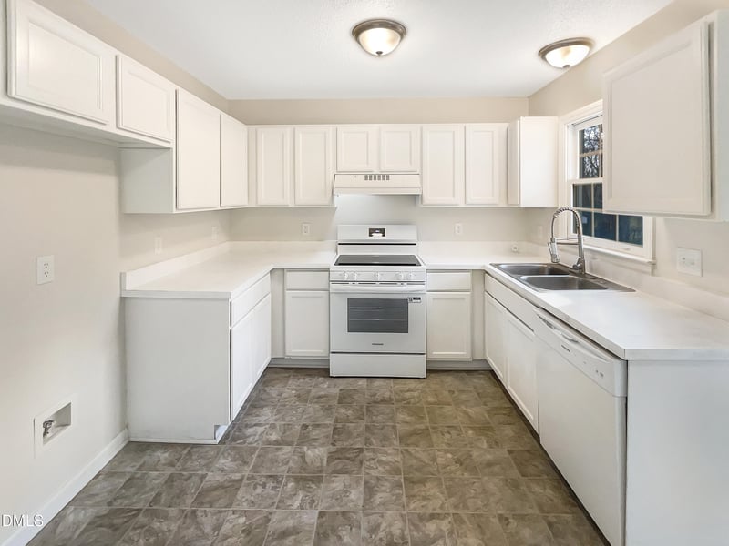 1440 Amber Acres Ln, Knightdale, NC 27545