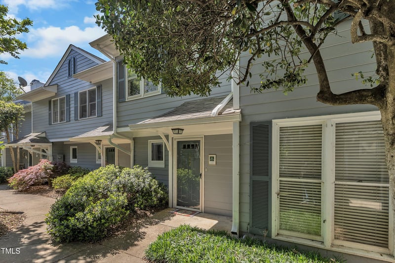 1442 Barton Place Dr, Raleigh, NC 27608