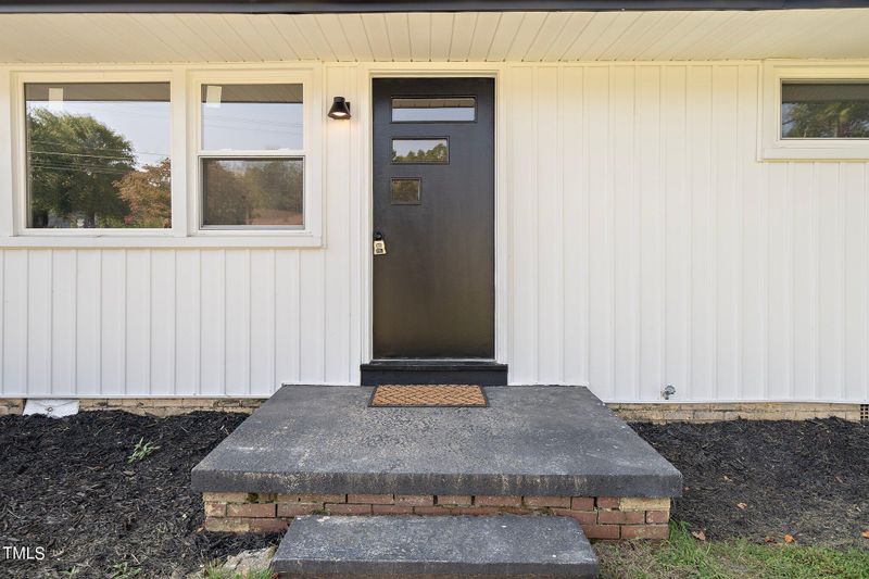 1443 E Main St, Mebane, NC 27302