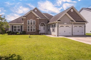 1443 Vandenberg Dr, Fayetteville, NC 28312