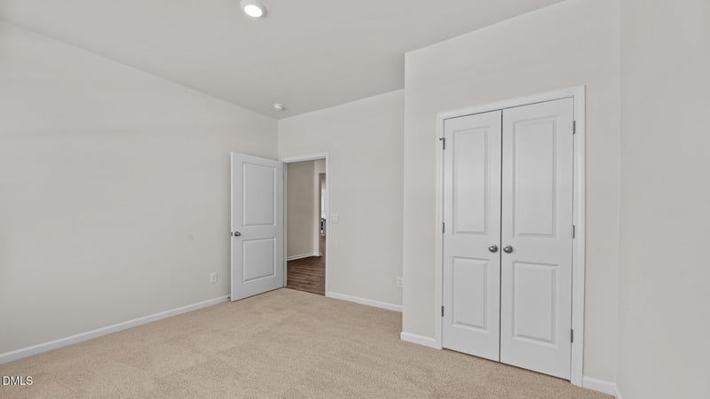 1445 Carisbrooke Dr, Mebane, NC 27302