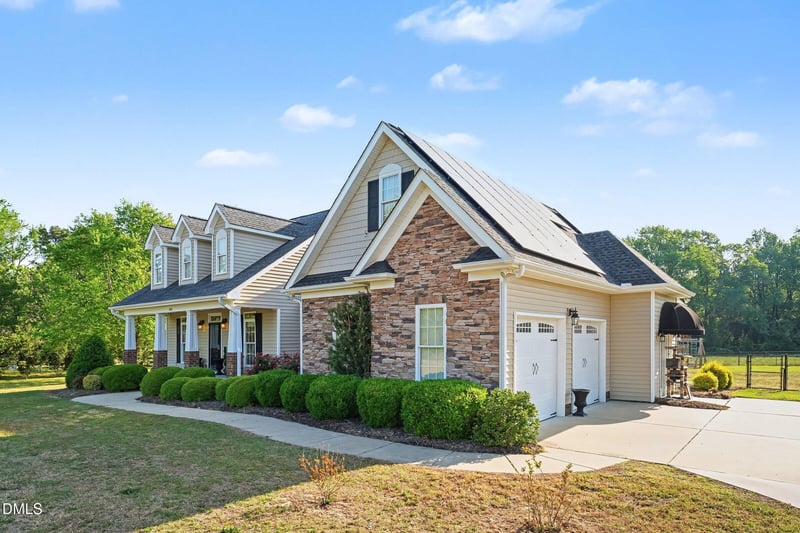 1446 Neighbors Rd, Dunn, NC 28334