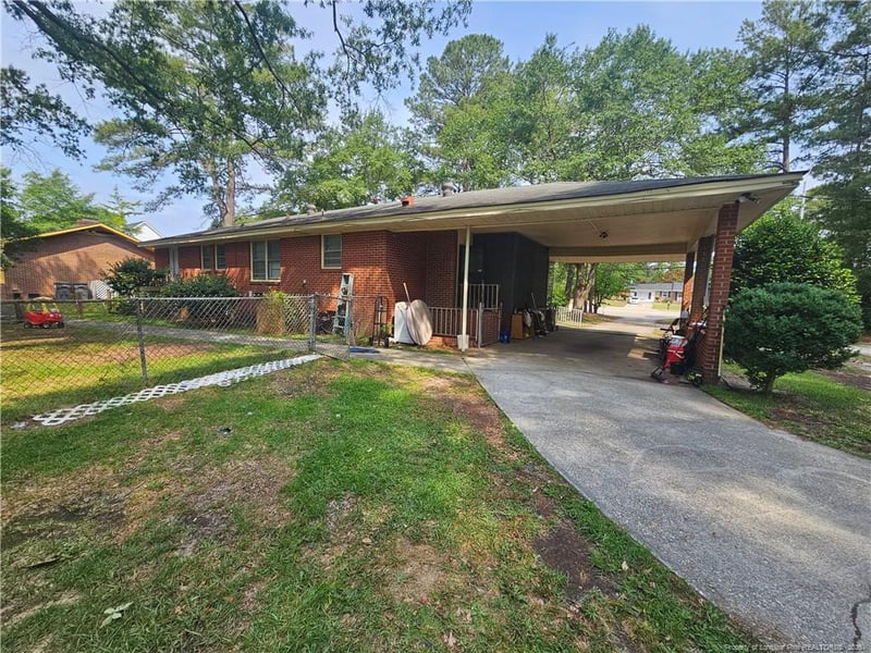 1448 Pamalee Dr, Fayetteville, NC 28303