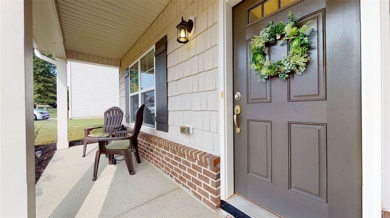 145 Ambergate Dr, Youngsville, NC 27596