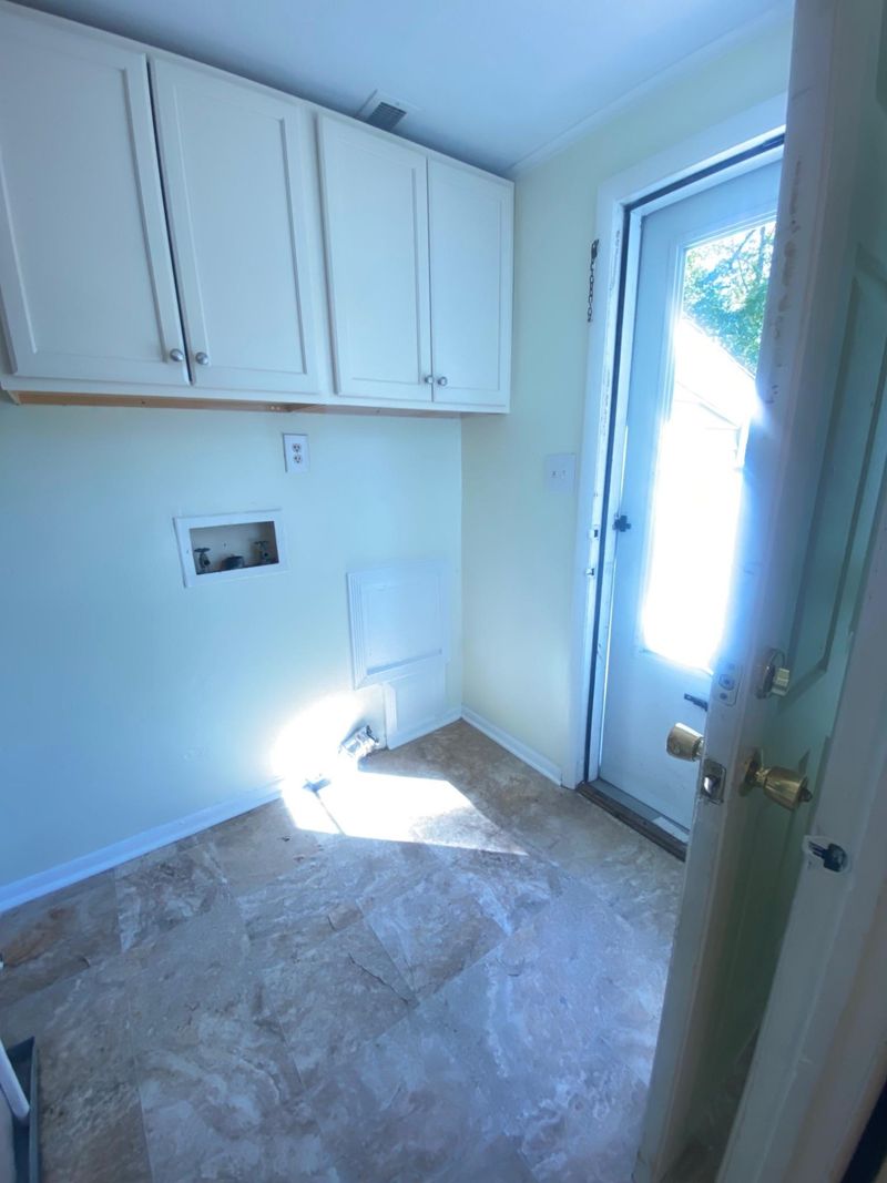 145 W Barbee St, Zebulon, NC 27597