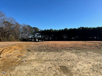 145 Big Pine Rd, Clayton, NC 27520