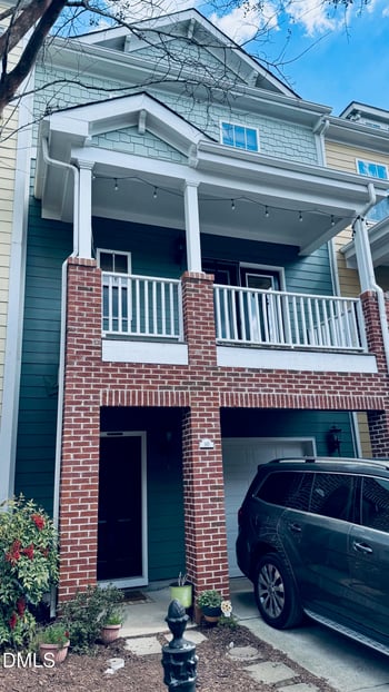 145 Braeside Ct, Cary, NC 27519