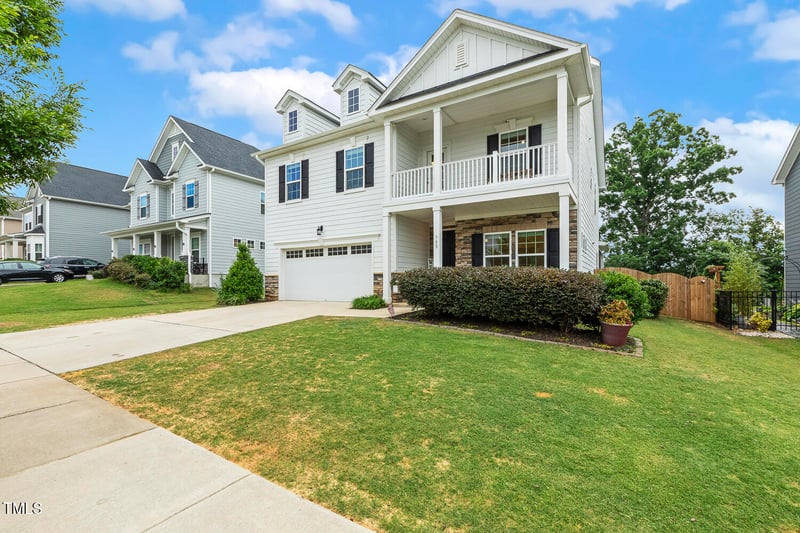 145 Cassada Ct, Holly Springs, NC 27540
