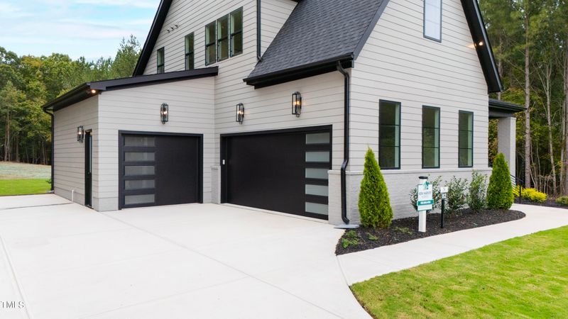 145 Cherry Bark Dr, Youngsville, NC 27596