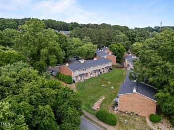 145 Coleridge Ct, Carrboro, NC 27510