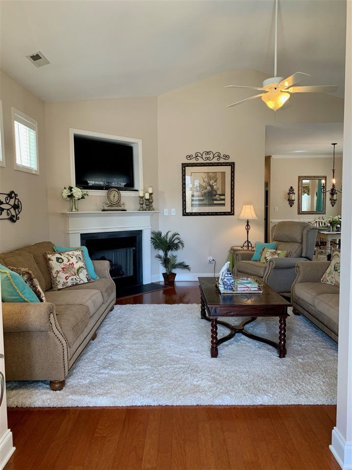 145 Cottage Dr, Clayton, NC 27527