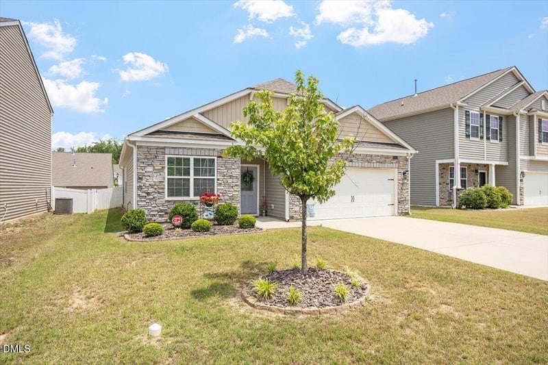 145 Great White Way, Clayton, NC 27527