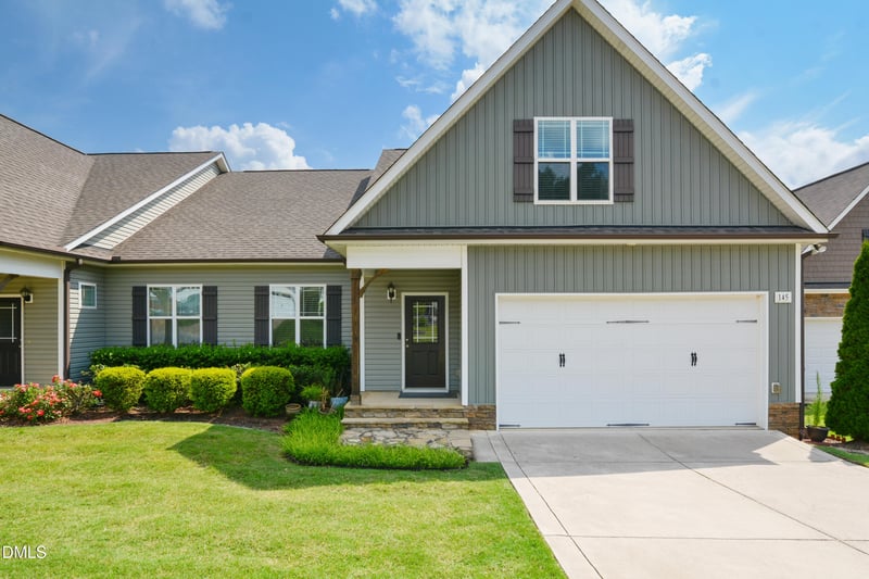 145 Highmeadow Ln, Clayton, NC 27520