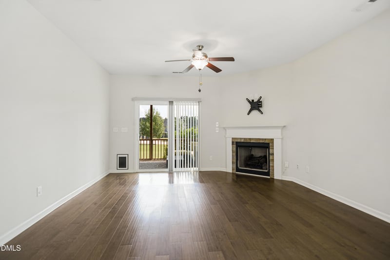 145 Highmeadow Ln, Clayton, NC 27520