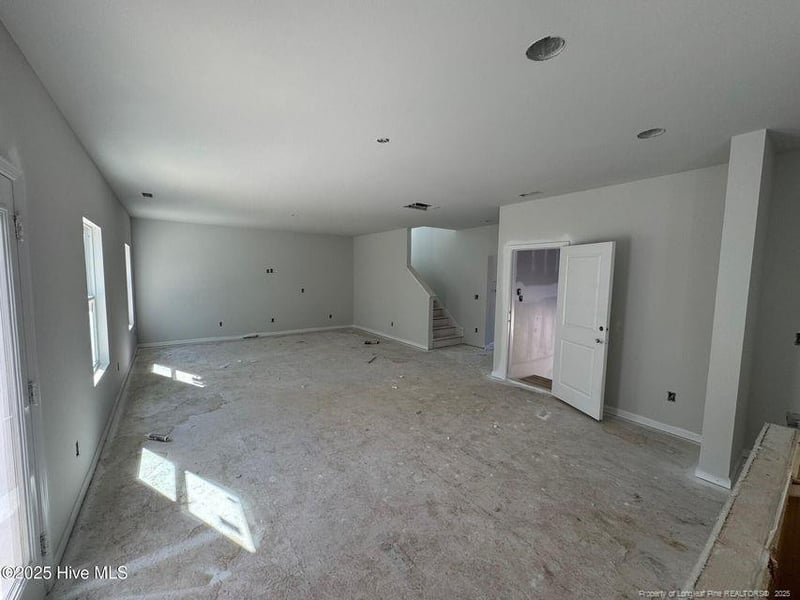 145 Horse Trot Ln, Sanford, NC 27332