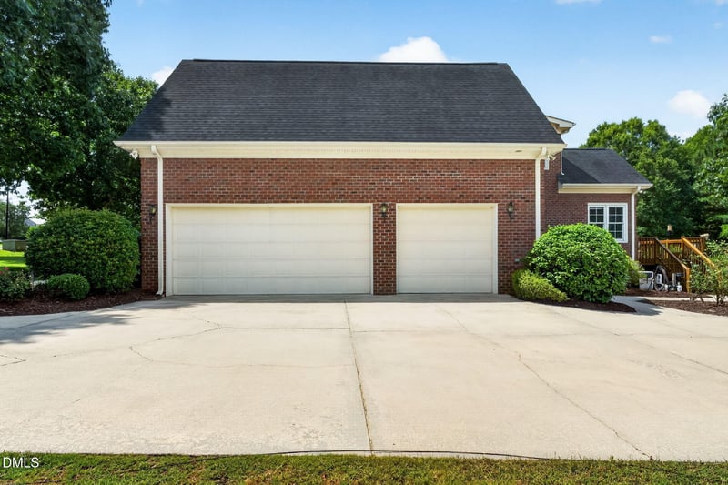 145 Huntington Dr, Dunn, NC 28334