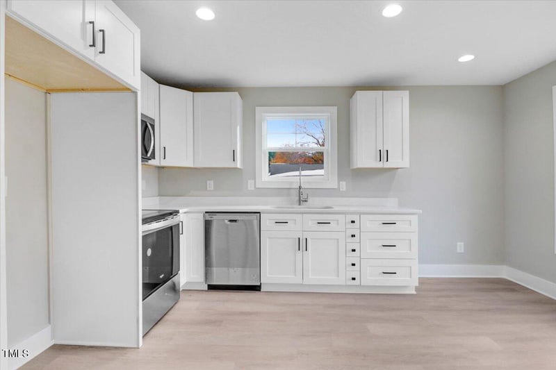 145 Jay St, Coats, NC 27521