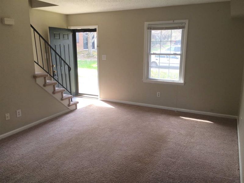 145 Jones Franklin Rd #E, Raleigh, NC 27606