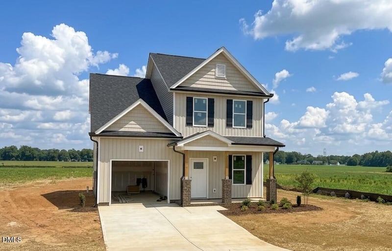 145 Longfield Ct, Dunn, NC 28334