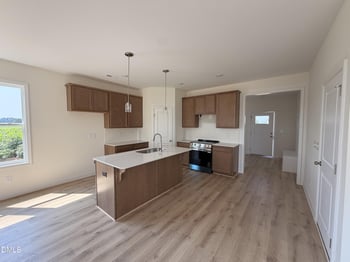 145 Longfield Ct, Dunn, NC 28334