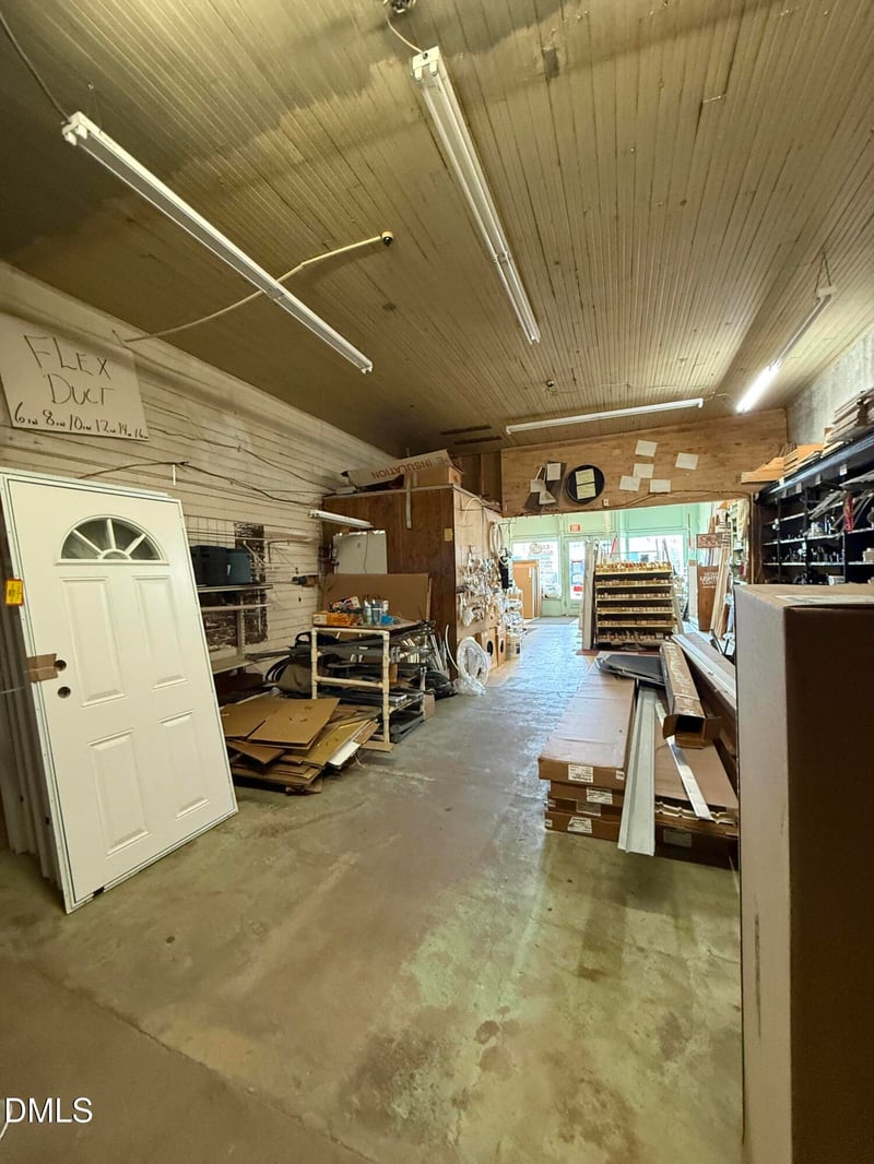 145 Main St #B, Youngsville, NC 27596