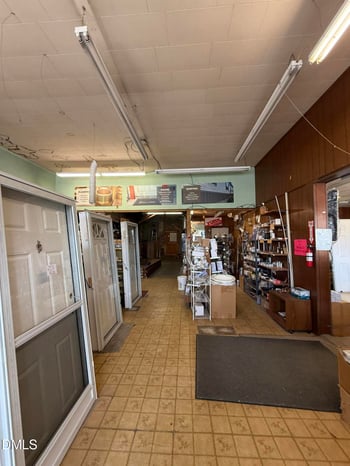 145 Main St #B, Youngsville, NC 27596