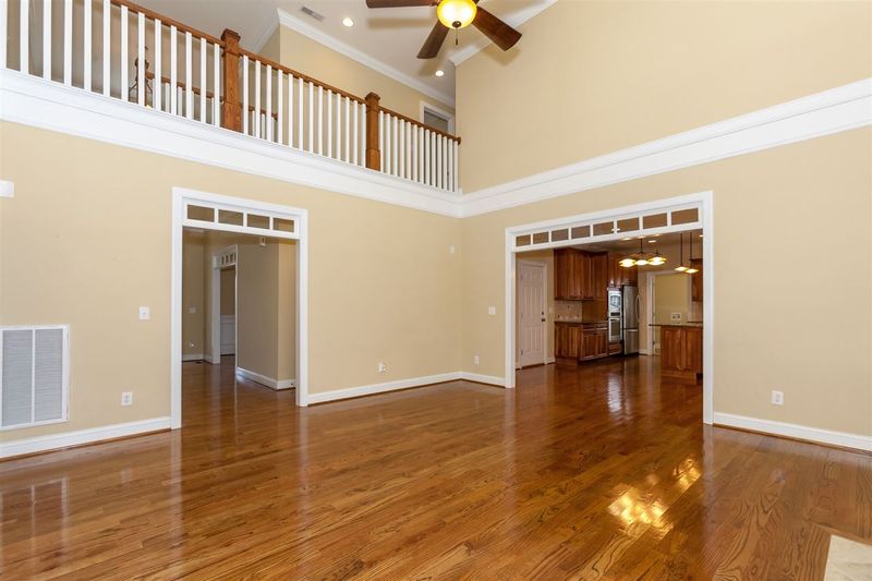 145 Meadow Glen Dr, Wake Forest, NC 27587