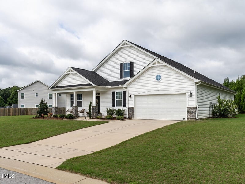 145 Montasel Ct, Fuquay Varina, NC 27526