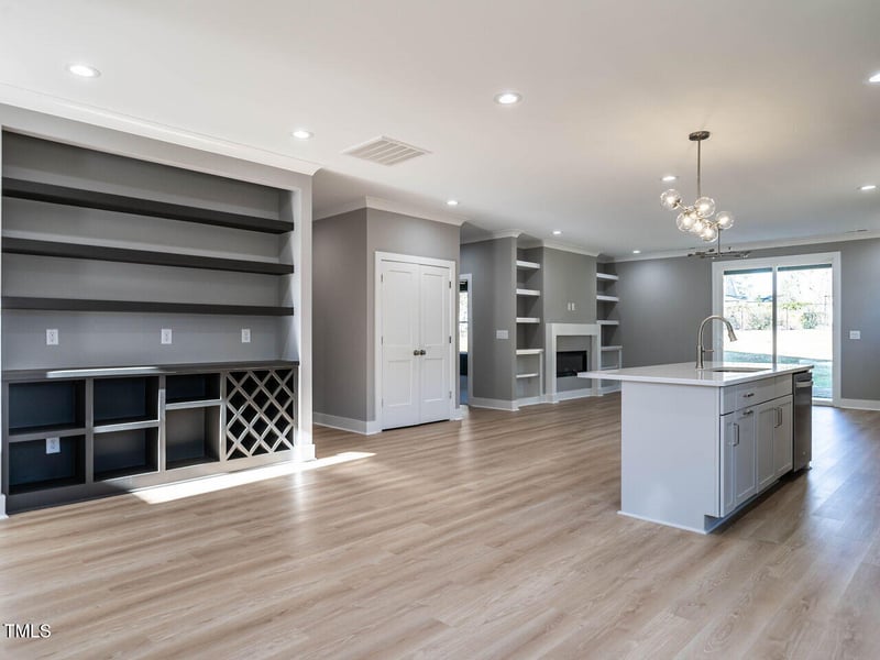 145 Ottawa Dr, Louisburg, NC 27549