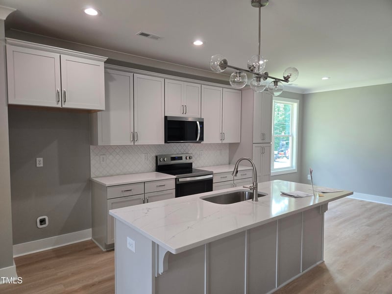 145 Ottawa Dr, Louisburg, NC 27549