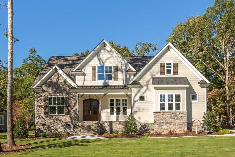 145 Princeton Manor Dr, Youngsville, NC 27596