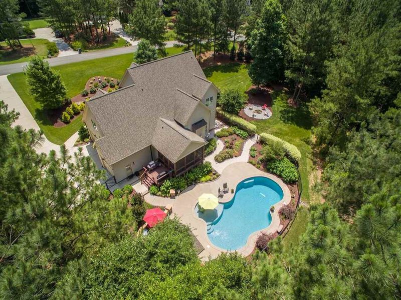 145 Rivers Edge Dr, Youngsville, NC 27596