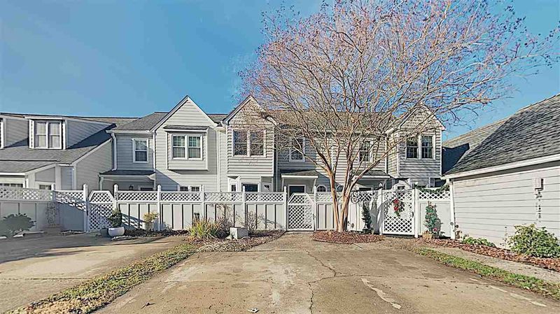 145 Spring Cove Dr, Cary, NC 27511