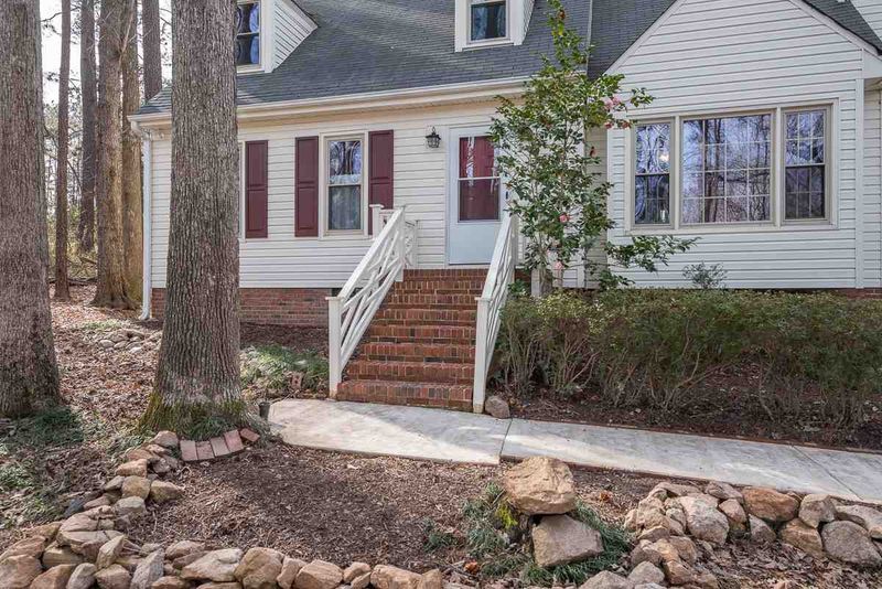 145 Sunset Dr, Youngsville, NC 27596