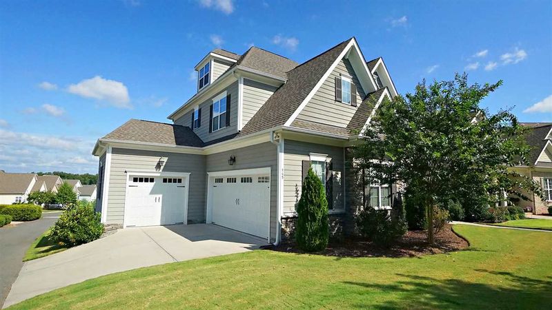 145 Synandra Ln, Holly Springs, NC 27540