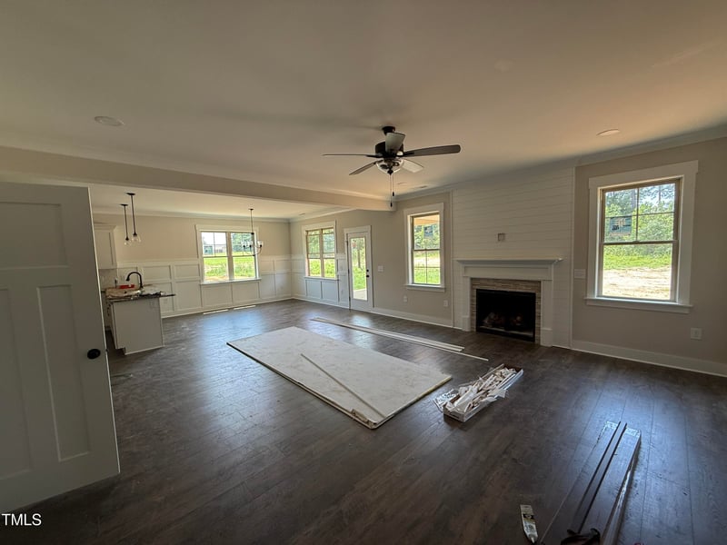 145 Tee Dr, Selma, NC 27576